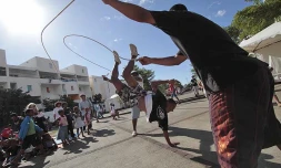 Mercredi 10 Août 2011

Double Dutch au Port