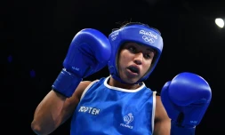 Estelle Mossely lors de son combat contre la Chinoise Yin Junhua en finale du tournoi olympique, le 19 août 2016