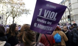 Dans la manifestation contre les violences faites aux femmes, Ă Paris le 25 novembre 2023
