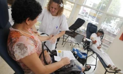 Mercredi 24 août 2011 - Collecte de sang à Saint-Denis.
(Photo Michel Désiré)