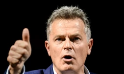 Le candidat du PCF à la présidentielle Fabien Roussel en meeting le 16 février 2022 à Montreuil