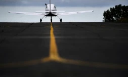L'avion électrique Velis Electro du fabricant slovène Pipistrel sur le tarmac de Guipavas (France) le 11 juin 2021