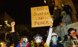 Des manifestants à Portland (Oregon), le 24 juillet 2020