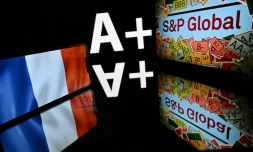 Plus d'un mois après avoir inopinément abaissé la note de la France, S&P Global Ratings pourrait à nouveau se prononcer sur la solvabilité du pays, confronté à de difficiles débats budgétaires à l'issue incertaine