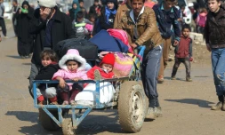 Irakiens déplacés par les combats dans Mossoul, le 24 mars 2017