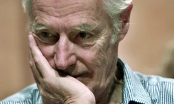 George Martin, surnommé le 5e Beatles, lors d'une conférence de presse à Cuba le 30 octobre 2002