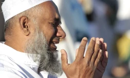 Mercredi 31 Août 2011

Prière de la fin du ramadan sur le vélodrome de Champ Fleuri