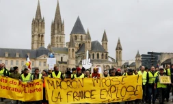 Des "gilets jaunes" rassemblés à Caen, le 12 janvier 2019