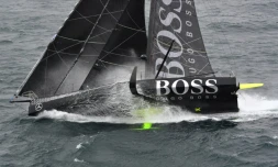 Alex Thomson à bord d'Hugo Boss, sur la route du Vendée Globe, au large des Îles Kerguelen, le 30 novembre 2016 