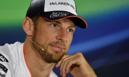 Le pilote britannique Jenson Button (McLaren) en conférence de presse, le 24 novembre 2016 à Abou Dhabi 