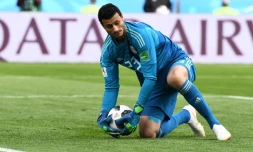 Le gardien de l'Egypte Mohamed El-Shenawy contre l'Uruguay au Mondial, le 15 juin 2018 à Ekaterinbourg