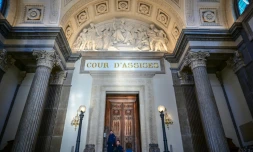 Le procès d'une ancienne employée de crèche accusée d'avoir tué une fillette de 11 mois s'est ouvert à Lyon le 1er avril 2025 devant la cour d'assises du Rhône