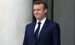 Le président français Emmanuel Macron sur le perron de l'Elysée le 6 juin 2018