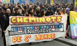 Des cheminots de Saint-Lazare manifestent Ă  Paris, mardi 3 avril 2018