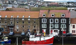 Un chalutier dans le ort de Eyemouth en Ecosse le 18 décembre 2020