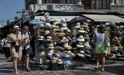 Dans le centre d'Athènes, sous la canicule, le 29 juillet 2021.