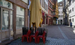 Un restaurant fermé en raison de l'épidémie de nouveau cornavirus, le 15 mars 2020 à Strasbourg