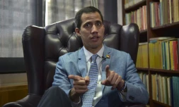 L'opposant Juan Guaido, autoproclamé président par intérim du Venezuela, donne un entretien exclusif à l'AFP à Caracas, le 8 février 2019