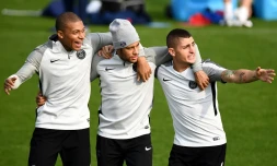 Kylian Mbappé, Neymar et Marco Verratti lors d'un entraînement du PSG, le 17 octobre 2017 à Saint-Germain-en-Laye