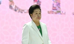 La dirigeante de l'Église de l'Unification (secte Moon), Han Hak-ja? assiste à une cérémonie de mariage de masse au Cheongshim Peace World Center, le 12 avril 2025 à Gapyeong, en Corée du Sud