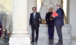 François Hollande et Jean-Marie Le Guen à la sortie du conseil des ministres le 12 octobre 2016 à l'Elysée à Paris