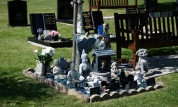 Au cimetière pour animaux de compagnie à Holywell au nord du Pays de Galles, le 12 août 2022