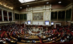 Des députés assistent à une séance dans l'hémicycle de l'Assemblée nationale, le 31 octobre 2024 à Paris