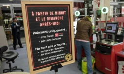 Une caisse automatique dans un supermarché à Lyon, le 15 mars 2019