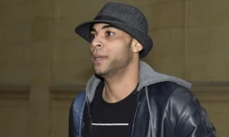 La star du volley Earvin Ngapeth arrive au tribunal à Paris le 22 février 2016