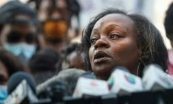 Julia Jackson, la mÚre de Jacob Blake, lors d'une conférence de presse à Kenosha (Wisconsin) le 25 août 2020