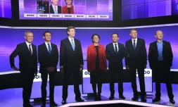 Les 7 candidats Francois de Rugy, Manuel Valls, Arnaud Montebourg, Sylvia Pinel, Benoit Hamon, Vincent Peillon et Jean-Luc Bennahmias lors du dernier débat télévisé le 19 janvier 2017 à Paris