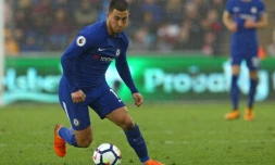 Le milieu de terrain belge de Chelsea, Eden Hazard, au cours d'un match de Premier League à Swansea au Pays de Galles, le 28 avril 2018 