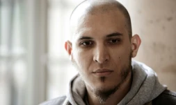 Sofiyan Ifren, condamné en 2014 pour sa participation à une filière jihadiste et assigné à résidence depuis novembre 2015, à Paris le 7 mars 2017
