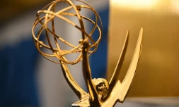 Netflix a enfin de sérieuses chances cette année d'être sacré dans la catégorie phare des Emmy Awards, équivalent des Oscars de la télévision américaine, si son joyau "The Crown" ne succombe pas dimanche soir aux assauts des stormtroopers de "The Mandalorian"