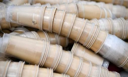 Plastique: le gouvernement lancera en 2019 un  "bonus-malus"
