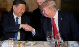 Le président américain Donald Trump et le président chinois Xi Jinping, lors d'un dîner à Mar-a-Lago en Floride, le 6 avril 2017 