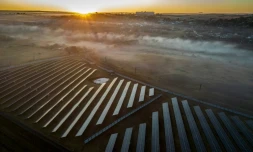 Vue aérienne de l'installation solaire de Frankfort, le 11 mai 2023 en Afrique du Sud