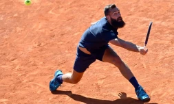 Benoßt Paire face au Géorgien Nikoloz Basilashvili, à Madrid, le 4 mai 2021