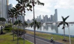 Des gratte-ciel du quartier d'affaires de Panama, le 4 avril 2016