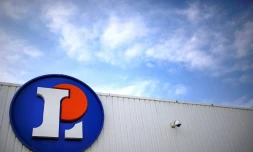 Bercy exige 117 millions d'euros, une amende record dans la grande distribution, du géant E.Leclerc, l'accusant de faire pression indûment sur ses fournisseurs