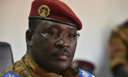 Le Premier ministre de transition du Burkina Faso, Isaac Zida, lors d'une conférence de presse à Ouagadougou, le 6 novembre 2014