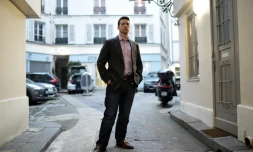 Shulem Deen, un rebelle hassidique, pose à Paris, le 5 décembre 2017