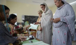 Des Pakistanaises dans un bureau de vote pour les élections législatives, le 25 juillet 2018 à Islamabad