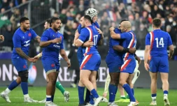 Les joueurs du XV de France ravis de leur victoire sur l'Irlande dans le Tournois des   six nations à Saint-Denis, le 12 février 2022 