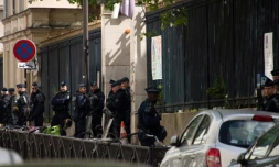 Des CRS à l'entrée de l'Ecole normale supérieure, rue d'Ulm à Paris, le 3 mai 2018