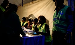 Début des opérations de vote pour la présidentielle dans la ville d'Eldoret, au Kenya, le 8 août 2017