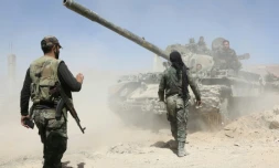 Les forces prorégime avancent en direction de Douma, derniÚre poche rebelle aux portes de Damas, le 7 avril 2017