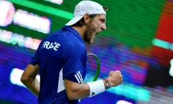 Le Français Lucas Pouille face au Croate Marin Cilic en demies de Coupe Davis, le 16 septembre 2016 à Zadar