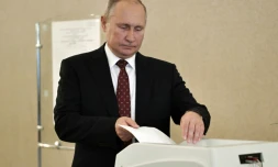 Le président russe Vladimir Poutine vote à Moscou le 8 septembre 2019