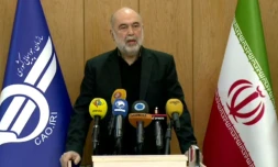 Capture écran d'une vidéo fournie par Iran Press news agency montrant Ali Abedzadeh président de l'Organisation de l'aviation civile iranienne, lors d'une conférence de presse à Téhéran, le 10 janvier 2020